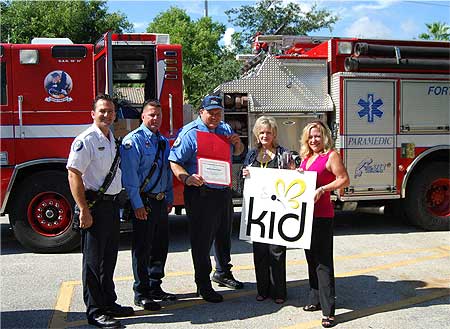 Firefighters Help Kids in Distress