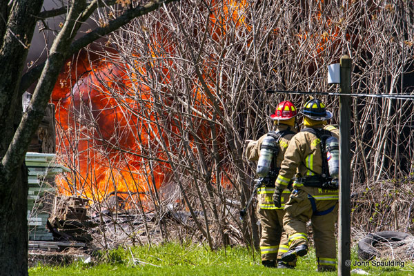 NY Firefighters Respond to Barn Fire