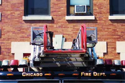 (1) Rather than pointing the tip lights straight ahead, angling them will assist the members working on the roof. (Photos by author.)