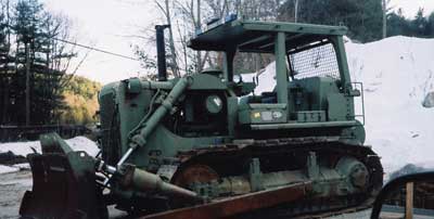 bulldozer equipped with a rear winch