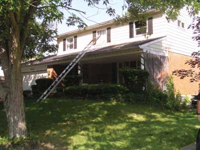 front porch overhang can offer quick access to multiple bedrooms for a VES operation.