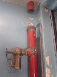 (5) When a stairwell standpipe riser is cut and capped, duly note this on the FD/CWBC