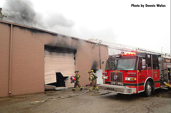 Structural Firefighting: Warren (MI) Fire Crews Control Commercial Fire