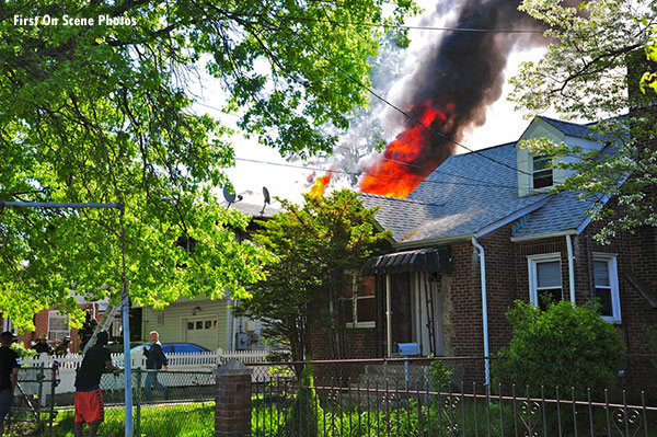 Structural Firefighting: Three Firefighters Burned in Uniondale (NY) House Fire