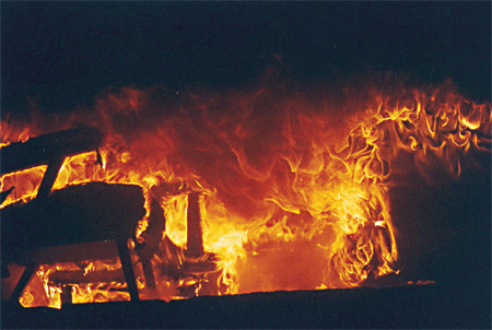 (5) Thermal collapse shown post-flashover in the flashover simulator.