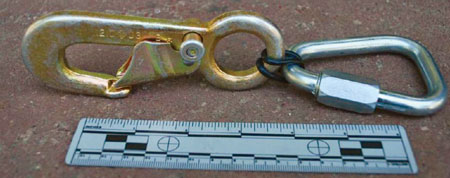 (2) This is presumably how the O-ring was incorrectly attached to the J-hook and tri-link.