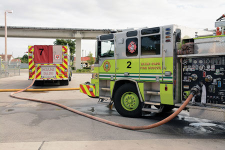 (13) Engine 2 breaks down. Engine 7 pressurizes Engine 2 as if it were a big manifold to restore pressure to Engine 2’s hoselines. 