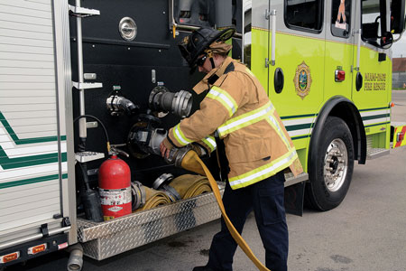 (16) The supply line is reconnected to Engine 7. (17) Engine 7 now supplies Engine 2 from its right-side, large-diameter discharge.