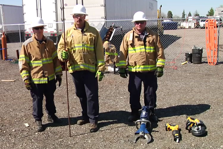 Mark Gregory and other members of PL Vulcan on technical rescue.