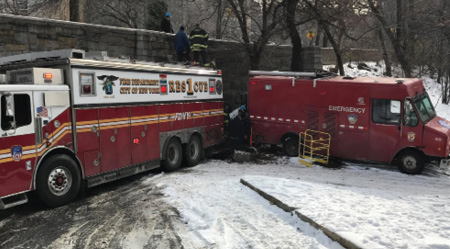 (1) Fire Department of New York Rescue 1 with Con Edison Number 9 and Seattle (WA) Fire Department and Seattle City Light personnel conducting a hands-on vault fire rescue drill in January 2017. (Photos 1 and 3 by Lt. Tim Frank, Seattle Fire Department.) 