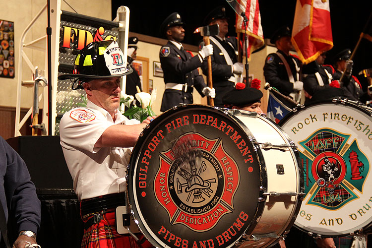 Pipes and drums at FDIC