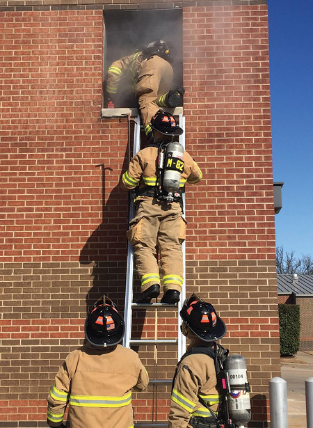 (3) Company-level drills are excellent times to incorporate a communications component as part of the overall training. This is often overlooked, but it’s a great opportunity to practice and improve our communications. (Photos by author.)