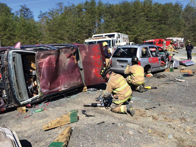 (1) The Stafford County (VA) Fire & Rescue Department’s Company Officer Development Academy students manage a multivehicle accident with entrapment during a practical training evolution as part of the class “CODA Module I Extrication.” (Photo by Donald Lace.)