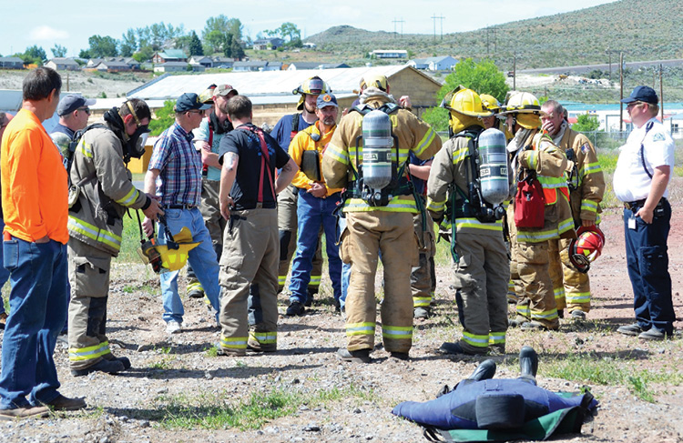 A new FSE technique was used, stopping the action several times when events strayed from the ideal or there appeared to be confusion. All participants were brought together for a brief discussion; then exercise play was resumed. This procedure produced a much better understanding of the key events among all participants.