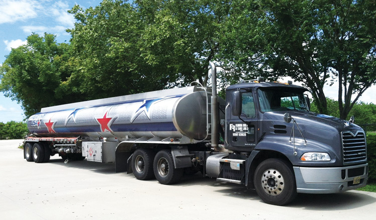  A typical MC-406 tanker trailer and truck tractor. (Photos by author.)