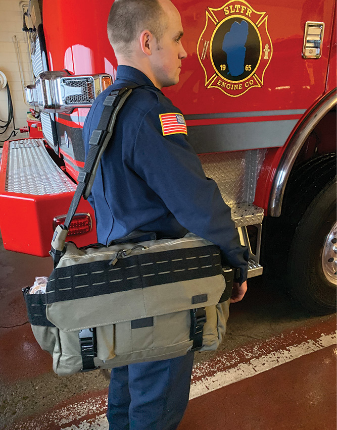 The critical intervention bag is easy to carry. (Photos by author.)