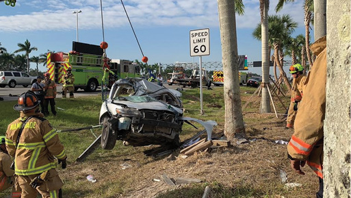 Personnel clear the vehicle as all winches operate in unison to remove the vehicle from the tree in an extremely smooth and controlled manner. 