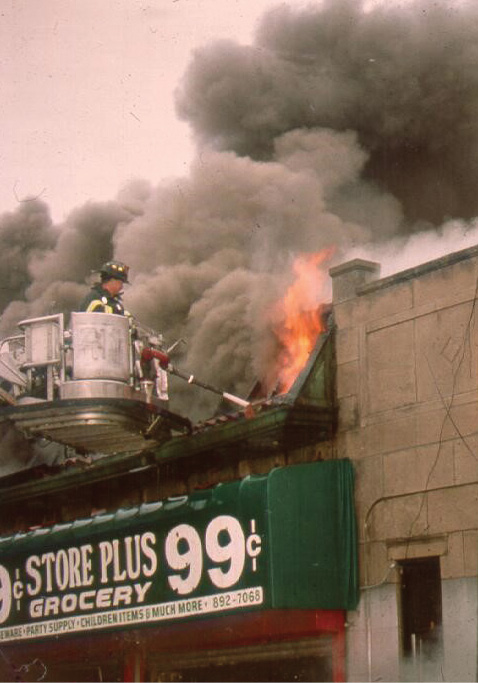 For this fire, it would be ideal to be able to operate the aerial or platform basket as an offensive weapon from approximately −8° to +20° of elevation. (Photo by Matt Daly.) 