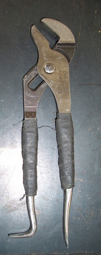 Chennel lock pliers