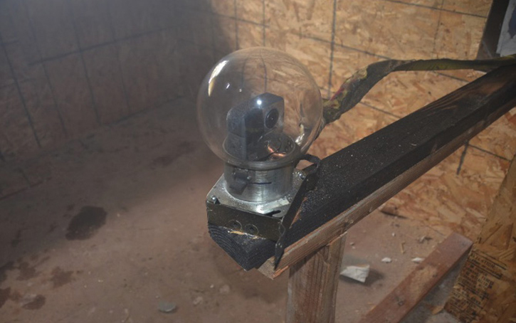 A variety of 360º cameras were used to capture the burns. The interior cameras were protected with glass covers, and air was routed into the space around the bowl to keep the cameras cool.