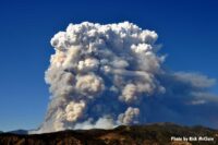 Huge smoke plume from wildfire