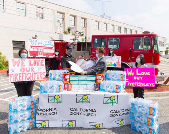 California Zion Church members donate to firefighters