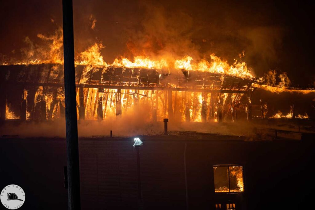 Flames engulf market Harrisburg Pennsylvania fire