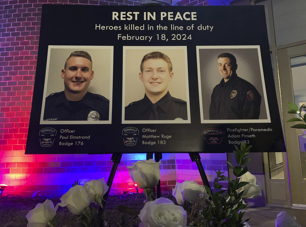 Police officers and firefighter who were killed