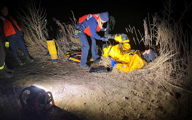 Lighting up the dark so rescuers can operate