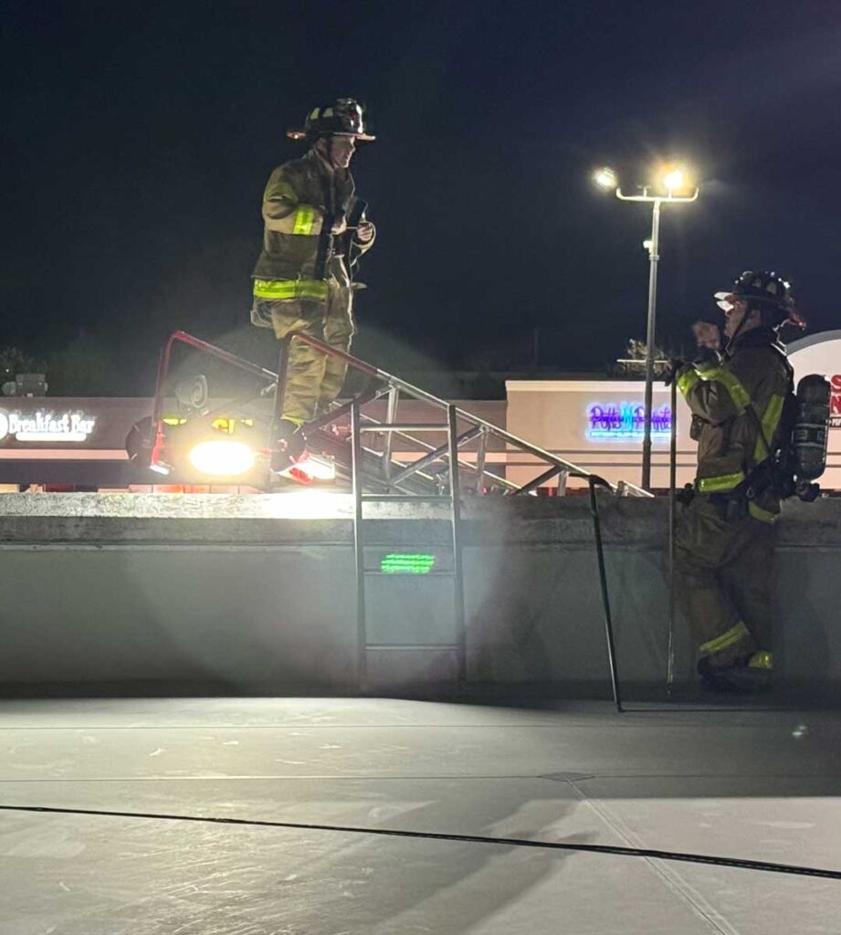 Firefighters succesfully transition to roof