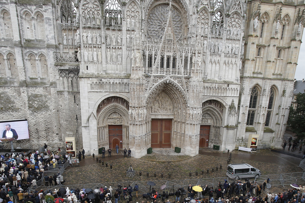 France Cathedral fire