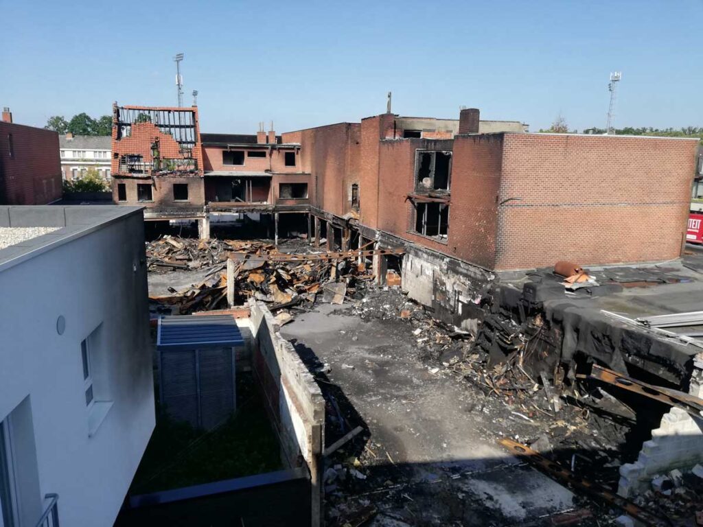 View on the incident ground from the block of flats behind the supermarket