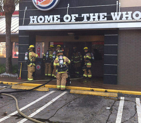 Delray Beach (FL) Firefighters Respond to Fire at Fast Food Restaurant